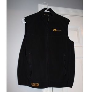 Black fayettechill vest size small